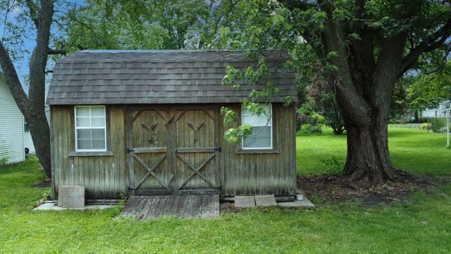 538 E Mulberry Street, Watseka, IL 60970