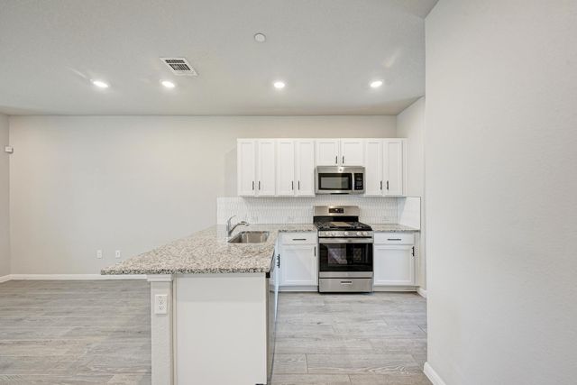 9015 Cattle Baron PATH 1102, Austin, TX 78747