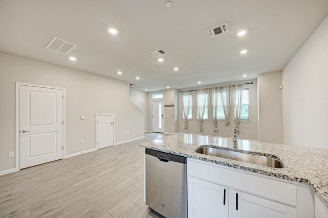 9015 Cattle Baron PATH 1102, Austin, TX 78747