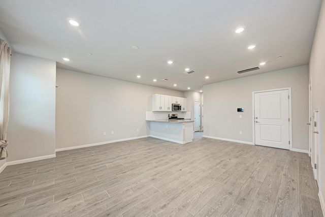 9015 Cattle Baron PATH 1102, Austin, TX 78747