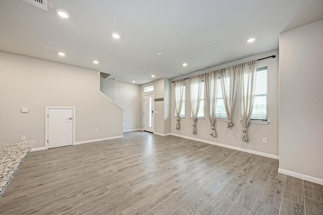 9015 Cattle Baron PATH 1102, Austin, TX 78747