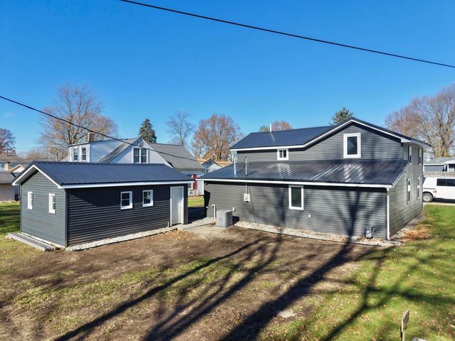 153 W Jefferson Street, Westville, IN 46391