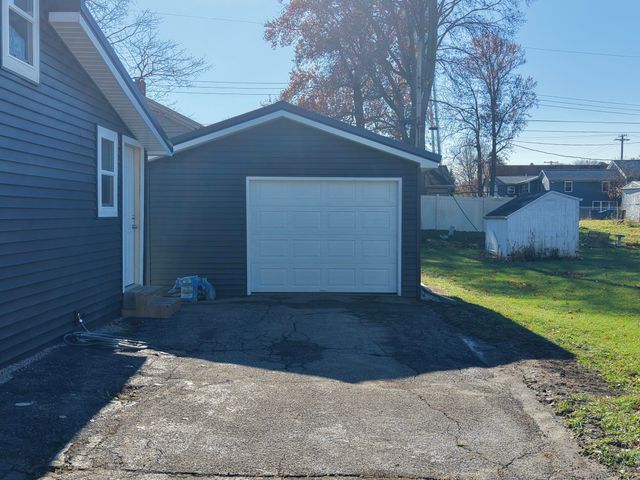 153 W Jefferson Street, Westville, IN 46391