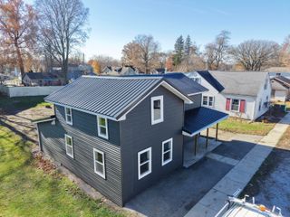 153 W Jefferson Street, Westville, IN 46391