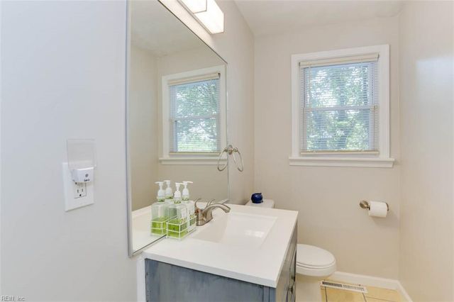 7432 Tyndale CT, Norfolk, VA 23505