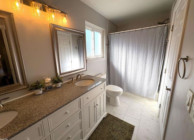 31267 Louise Drive, Chesterfield, MI 48047