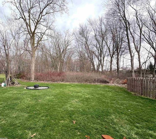 31267 Louise Drive, Chesterfield, MI 48047