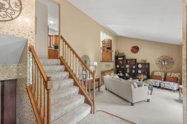 5986 McKinley Street NE, Fridley, MN 55432
