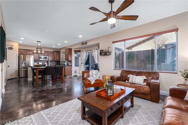 10846 Drake Ridge Avenue, Las Vegas, NV 89166
