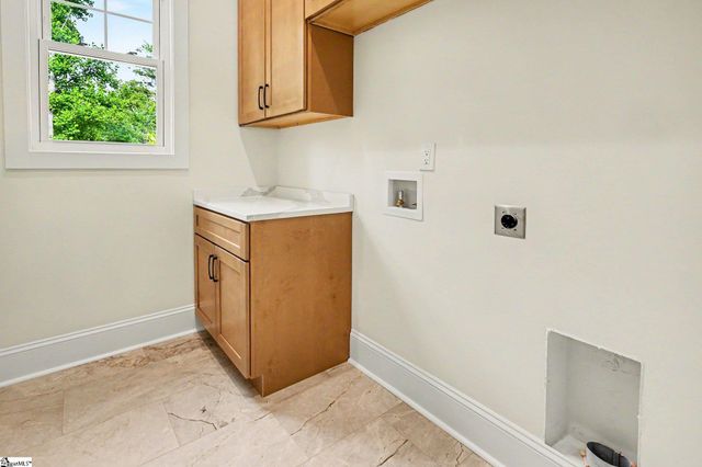 197 Old Farrs Bridge Road, Greenville, SC 29611