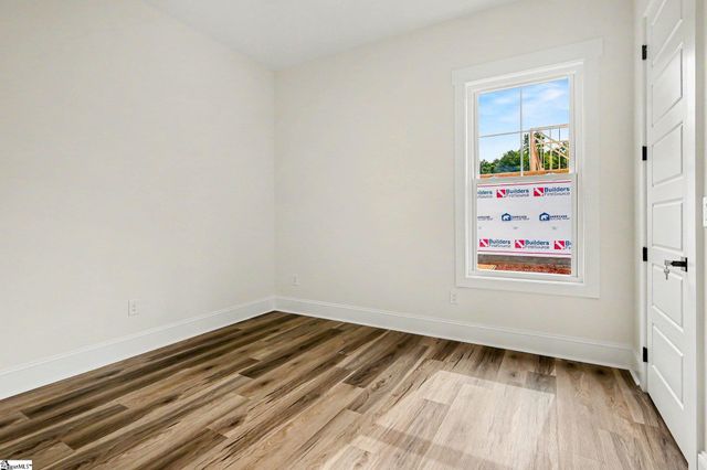 197 Old Farrs Bridge Road, Greenville, SC 29611