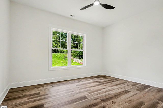197 Old Farrs Bridge Road, Greenville, SC 29611