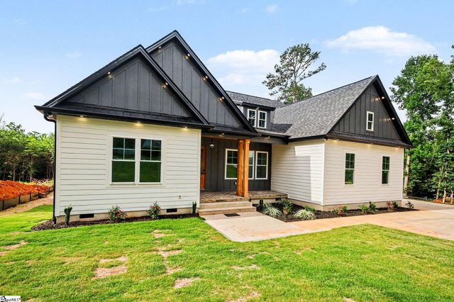 197 Old Farrs Bridge Road, Greenville, SC 29611