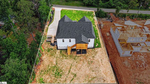197 Old Farrs Bridge Road, Greenville, SC 29611