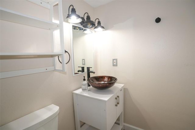 3502 LAKE BAYSHORE DRIVE K102, Bradenton, FL 34205