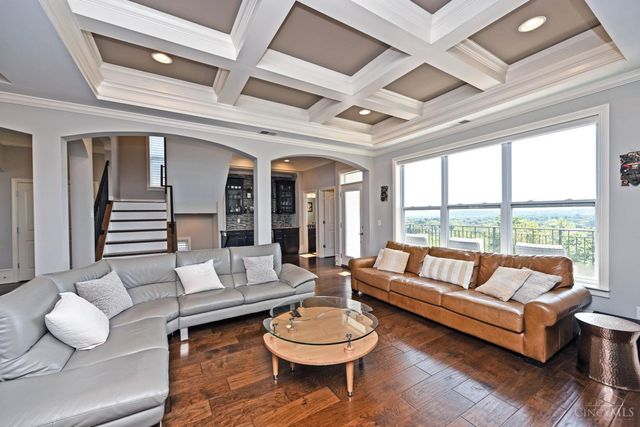 5349 Grand Vista Court, Cincinnati, OH 45227