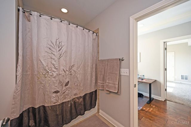 5349 Grand Vista Court, Cincinnati, OH 45227