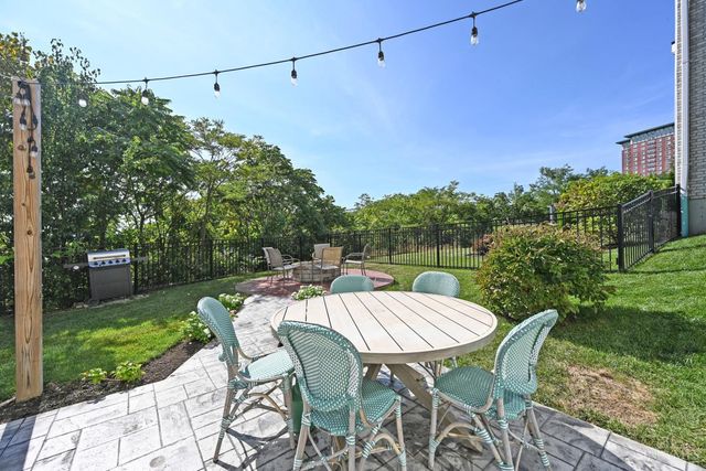 5349 Grand Vista Court, Cincinnati, OH 45227