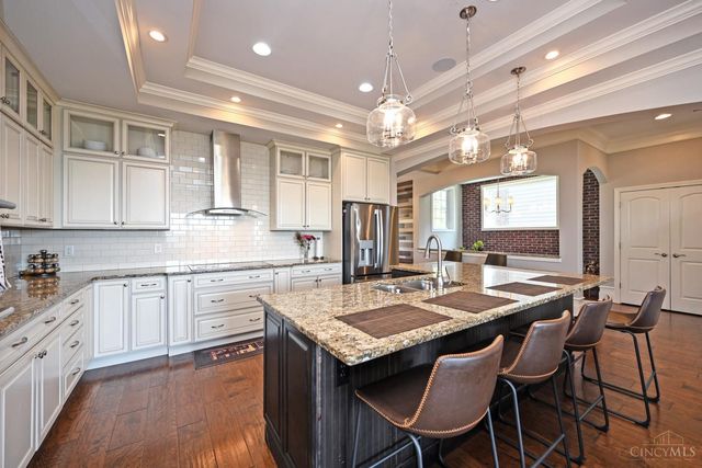 5349 Grand Vista Court, Cincinnati, OH 45227