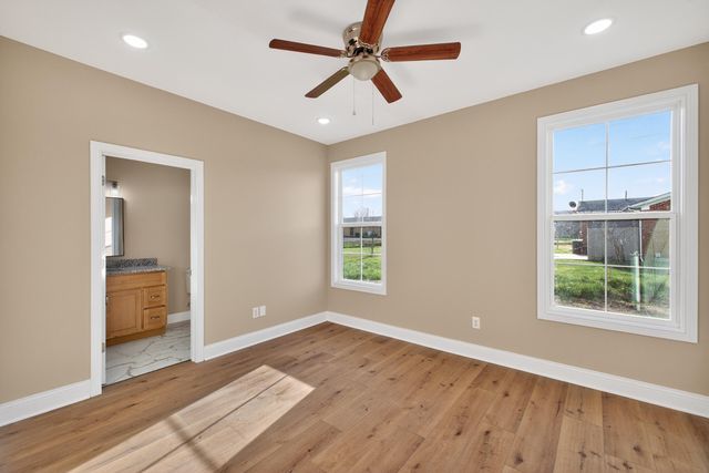 61 E Grubbs Lane, Danville, KY 40422