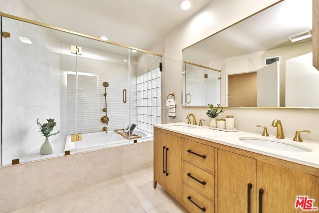 1908 Lyans Drive, La Canada Flintridge, CA 91011