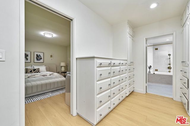 1908 Lyans Drive, La Canada Flintridge, CA 91011