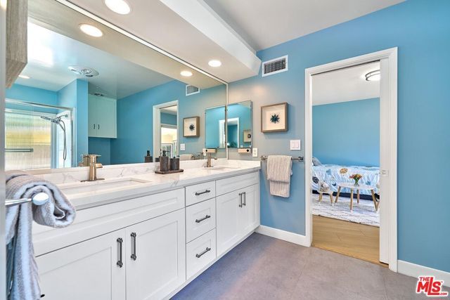 1908 Lyans Drive, La Canada Flintridge, CA 91011