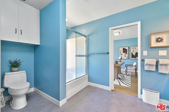 1908 Lyans Drive, La Canada Flintridge, CA 91011