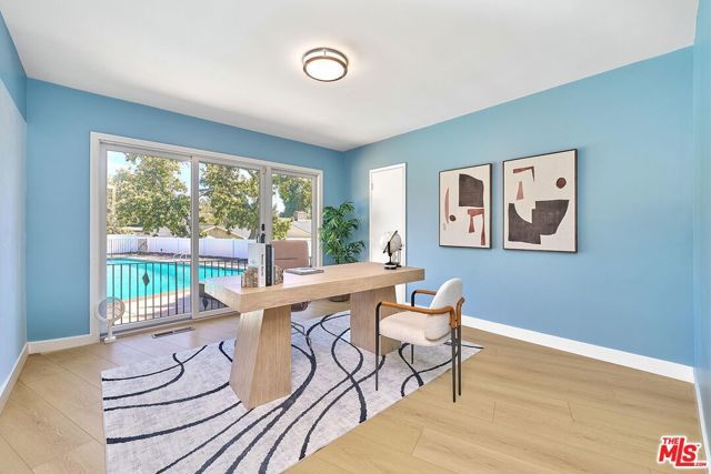 1908 Lyans Drive, La Canada Flintridge, CA 91011