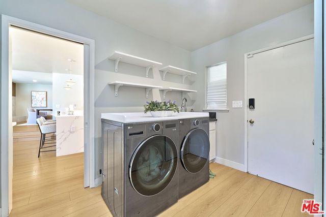 1908 Lyans Drive, La Canada Flintridge, CA 91011