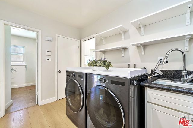 1908 Lyans Drive, La Canada Flintridge, CA 91011