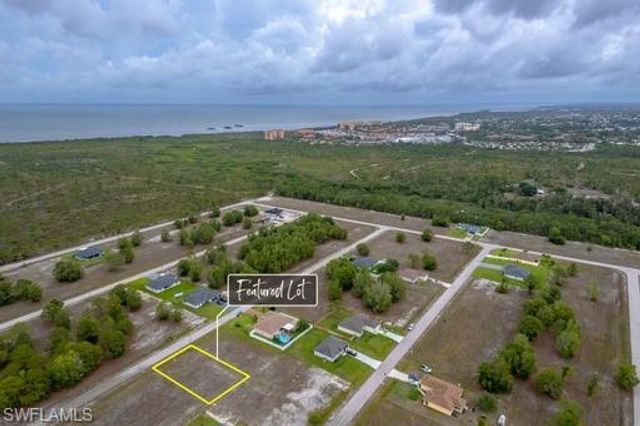 4717 NW 39th PL, Cape Coral, FL 33993