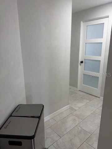 211 66TH AVENUE W FL, Bradenton, FL 34207