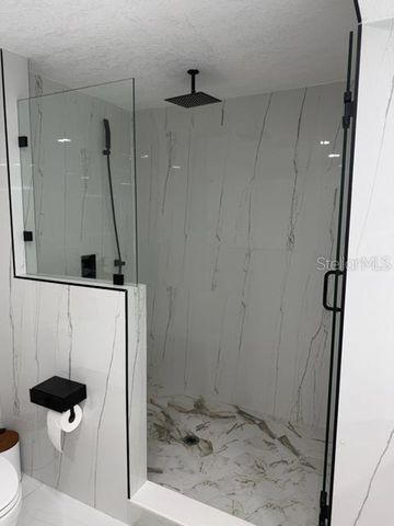 211 66TH AVENUE W FL, Bradenton, FL 34207