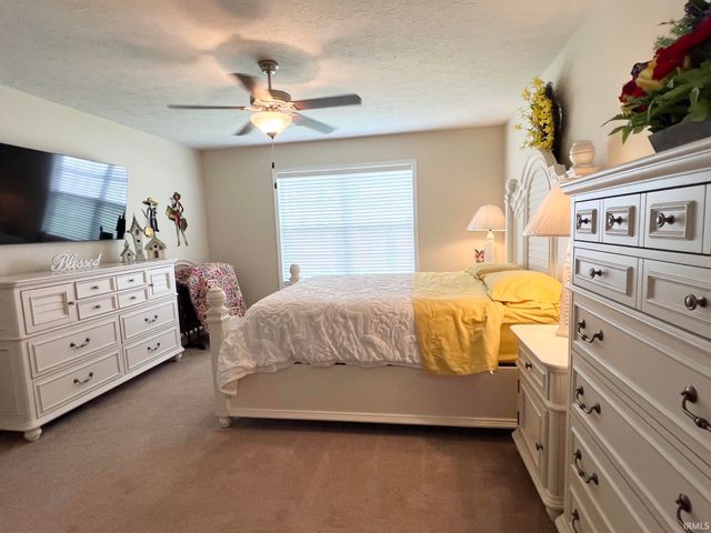 5020 Mustang Drive, Evansville, IN 47715