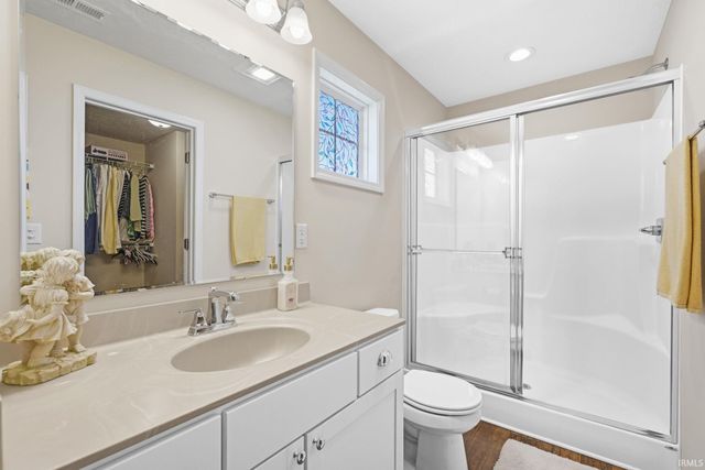 5020 Mustang Drive, Evansville, IN 47715