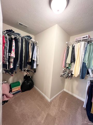 5020 Mustang Drive, Evansville, IN 47715