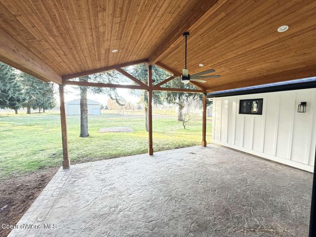 5815 N 17th ST, Dalton Gardens, ID 83815