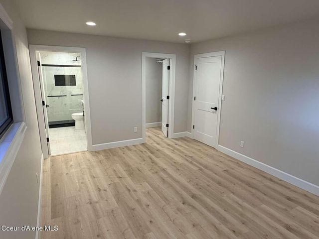 5815 N 17th ST, Dalton Gardens, ID 83815