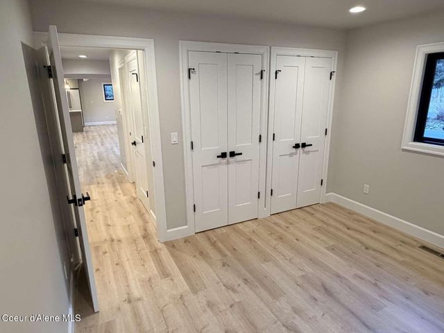 5815 N 17th ST, Dalton Gardens, ID 83815