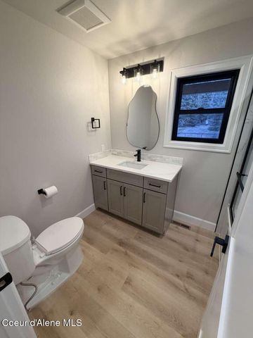 5815 N 17th ST, Dalton Gardens, ID 83815