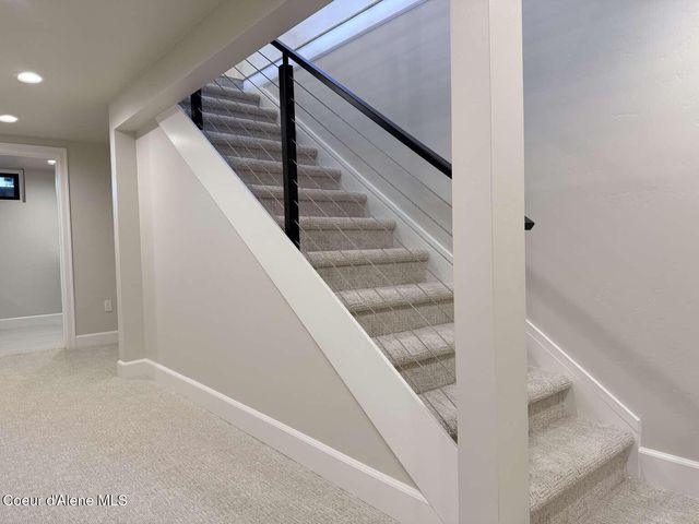 5815 N 17th ST, Dalton Gardens, ID 83815