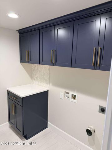 5815 N 17th ST, Dalton Gardens, ID 83815