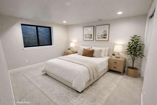 5815 N 17th ST, Dalton Gardens, ID 83815