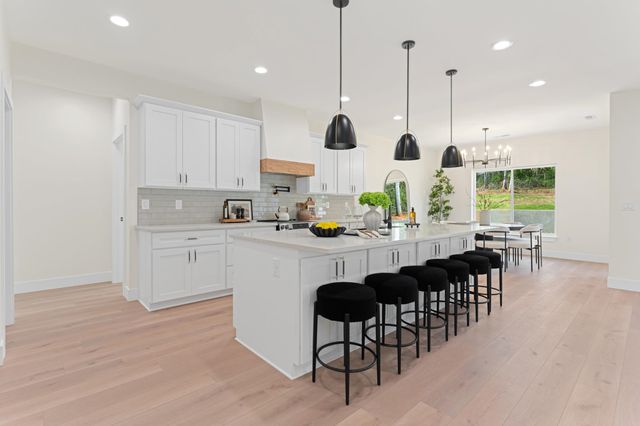 651 Narrow Circle, Inman, SC 29349