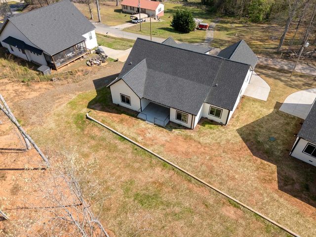 651 Narrow Circle, Inman, SC 29349