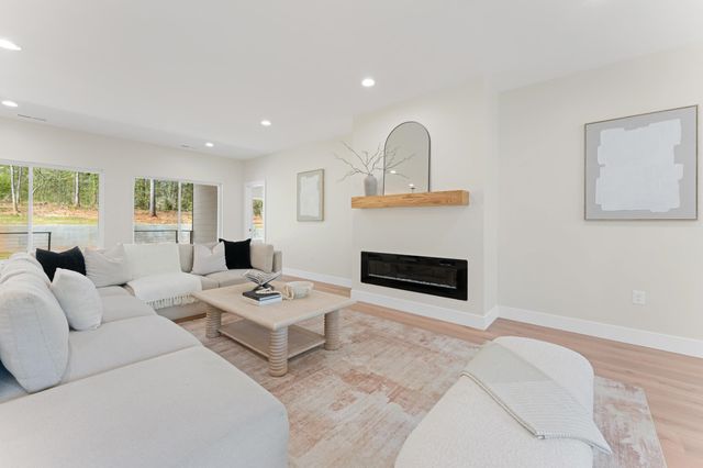 651 Narrow Circle, Inman, SC 29349