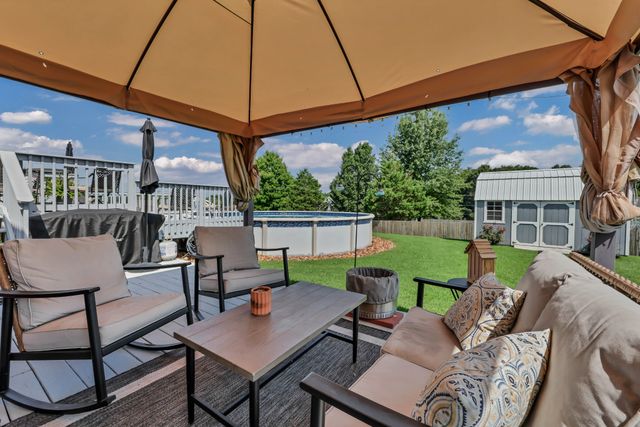 252 Harold Dr, Clarksville, TN 37040