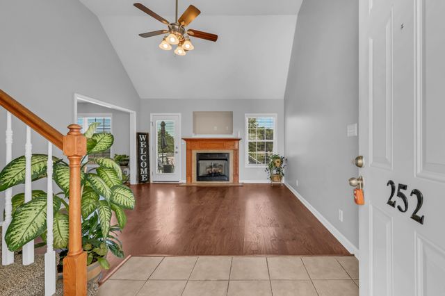 252 Harold Dr, Clarksville, TN 37040