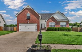 252 Harold Dr, Clarksville, TN 37040